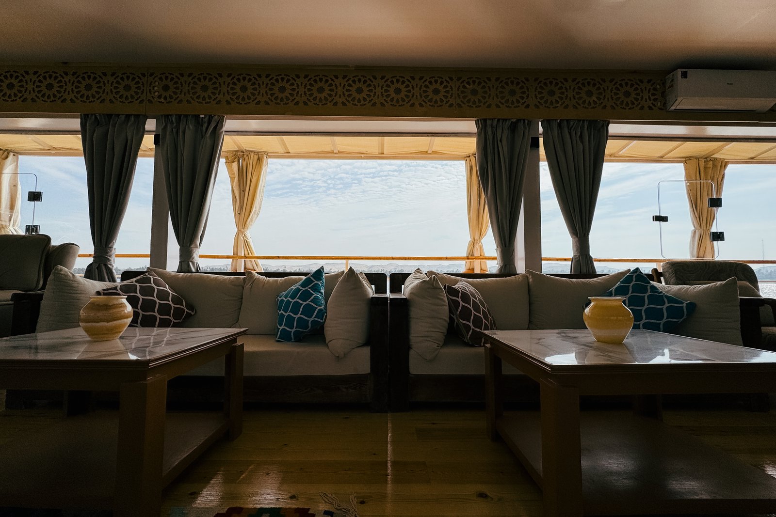 Soul of the Nile restaurant and dining area photo 9